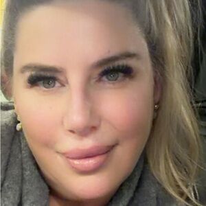 Meet your Posher, Cory